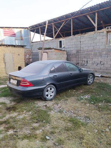 хундай автомобиль: Mercedes-Benz C-Class: 2001 г., 0.2 л, Автомат, Бензин, Седан