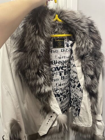 ženske jakne zara: M (EU 38), Single-colored, Without lining, Fur