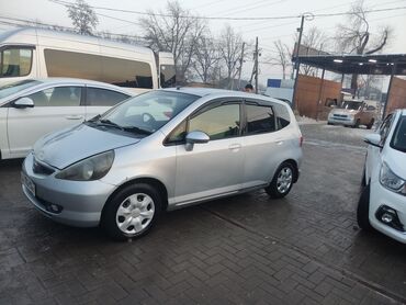 Honda: Honda Fit: 2002 г., 1.3 л, Вариатор, Бензин, Хэтчбэк