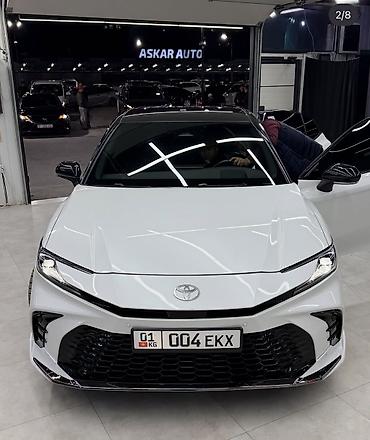 Унаа сатуу: Toyota Camry: 2024 г., 2 л, Автомат, Гибрид, Седан — 2