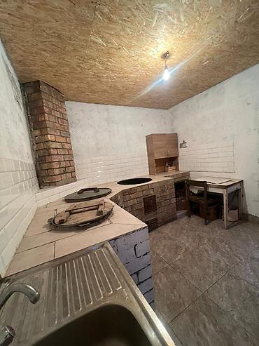 Продажа коттеджей и домов: 6 комнат, 200 м², 5 соток, Бишкек, Ак-Ордо ж/м Агентство недвижимости — 26