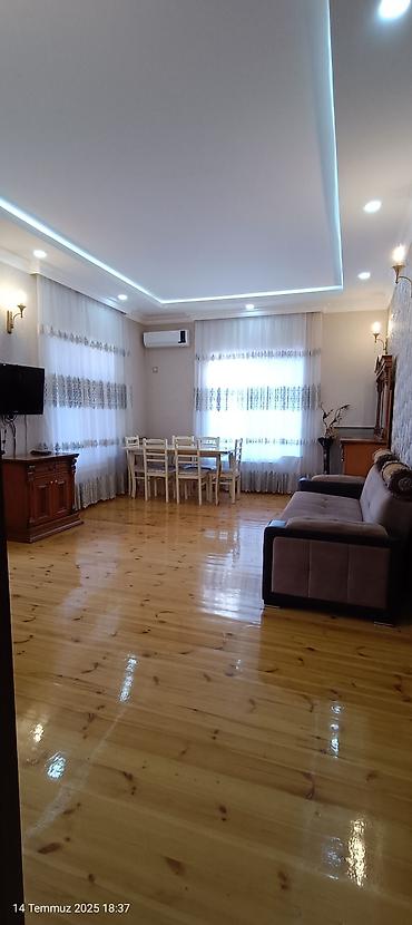 koz samovarı: Manqal və samovar dəsti - 2 ədəd kömürlə işləyən manqal: biri qızılı — 8