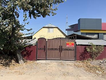 николаевка дом: Продаётся дом с большим двором и хозяйственными постройками. - — 1