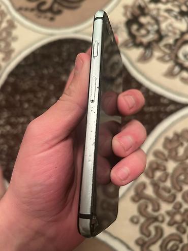 Apple iPhone: IPhone 8, 64 GB, Barmaq izi — 6