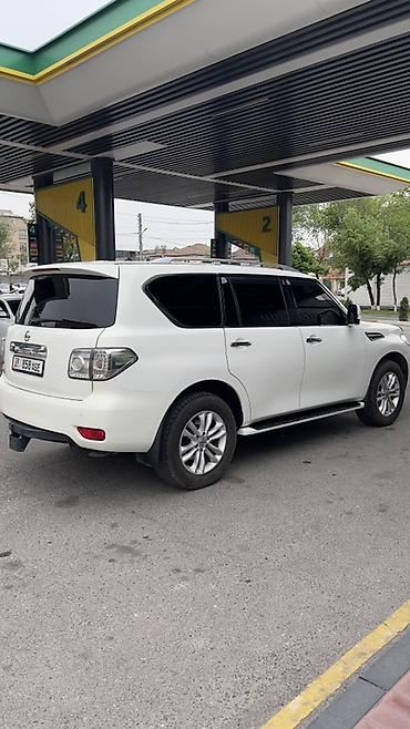 y62: Nissan Patrol: 2012 г., 5.6 л, Автомат, Бензин, Внедорожник — 4