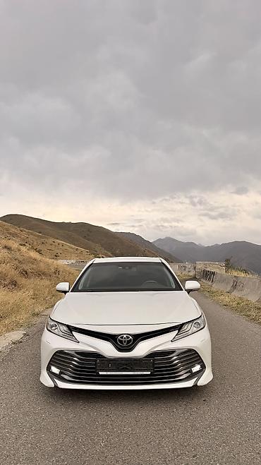 corolla 2018: Toyota Camry: 2018 г., 3.5 л, Автомат, Бензин, Седан — 3