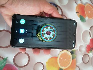 samsunq 32: Samsung Galaxy A10, 32 GB, rəng - Qara, İki sim kartlı — 1