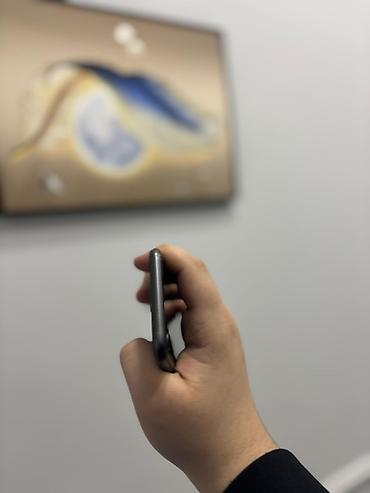i̇pone 7: IPhone 8, 64 GB, Qara, Barmaq izi — 4