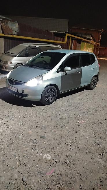 sirocco 8800: Honda Fit: 2003 г., 1.3 л, Вариатор, Бензин, Хэтчбэк — 2