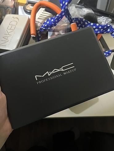 Косметика: Набор для макияжа глаз - Набор кистей Urban Decay Naked3 Power Brush — 5