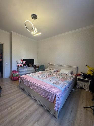 Долгосрочная аренда квартир: 📍 Ахунбаева, 3/2 🏢 2 этаж из 9 | Кирпичный дом 🧱 ✨ Евро-планировка: 🛏 — 11