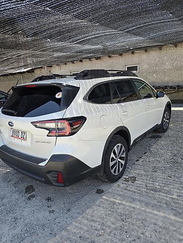 Subaru Outback: 2020 г., 2.5 л, Автомат, Бензин, Универсал
