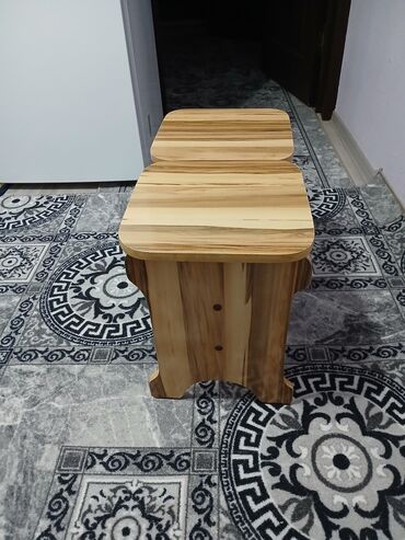 купить мебель для кафе бу: Табуретка, Б/у, Дерево, Не раскладной