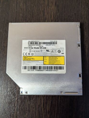 ноутбук почти новый: DVD ROM для ноутбука. Рабочий, состояние отличное