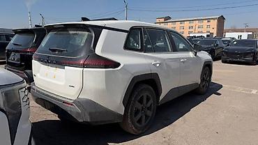 Toyota: Toyota RAV4: 2026 г., 2 л, Автомат, Бензин, Внедорожник — 9