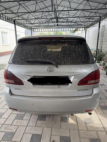 Toyota: Toyota Ipsum: 2002 г., 2.4 л, Автомат, Бензин, Вэн/Минивэн — 1