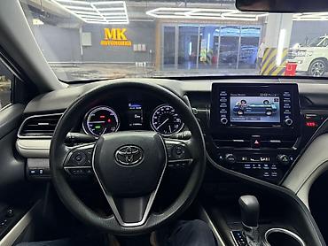 Toyota: Toyota Camry: 2021 г., 2.5 л, Автомат, Гибрид, Седан — 12