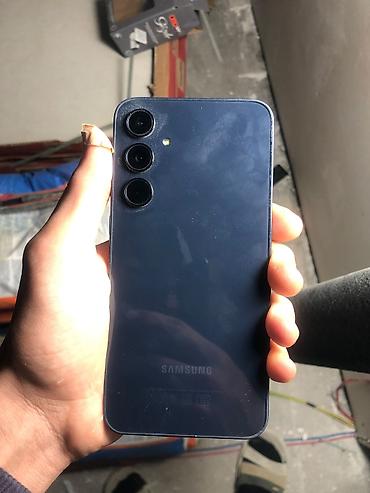sam agac: Samsung Galaxy A35 5G, 256 GB, Simsiz şarj — 2