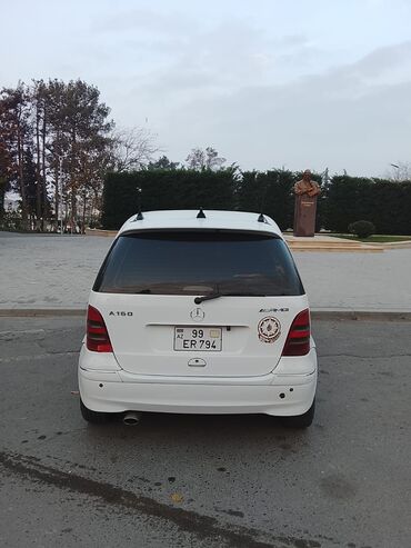 Mercedes-Benz: Mercedes-Benz A-Class A160, ağ rəngli kompakt hetçbek. Texniki və — 4