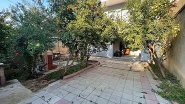 Həyət evləri və villaların satışı: M.Ə. Rəsulzadə qəs. 5 otaqlı, 270 kv. m, Kredit yoxdur, Orta təmir -da lalafo.az — 4 Həyət evləri və villaların satışı: M.Ə. Rəsulzadə qəs. 5 otaqlı, 270 kv. m, Kredit yoxdur, Orta təmir — 4