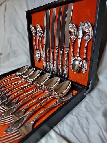 Наборы посуды: КОРОЛЕВСКИЙ (СССР) НОВЫЙ 1980 ГОД. РОДНАЯ КОРОБКА. САМЫЙ КРУТОЙ — 13