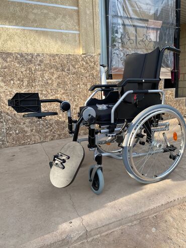 продам инвалидную коляску: Продаётся Инвалидной коляска! Состояние отличное.Покупали в России.В