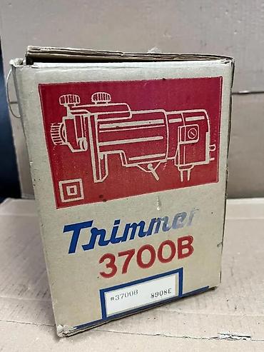 gedora za lambda sondu: Makita Trimmer 3700B – ručni glodalica/obradni trimer za drvo — 8