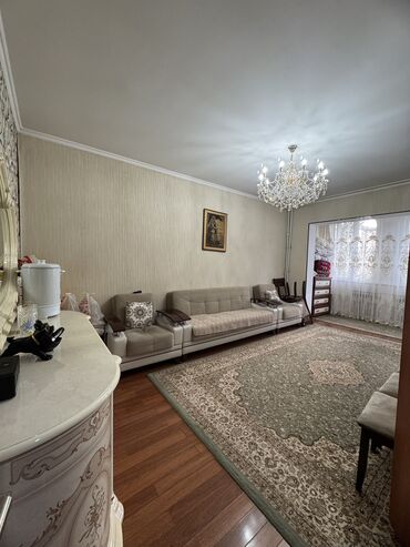 Продажа домов: 3 комнаты, 82 м², 106 серия, 5 этаж, Косметический ремонт