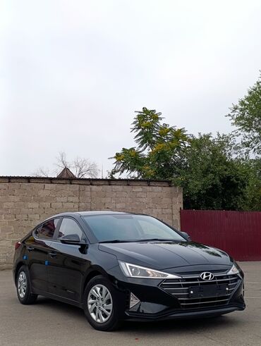 обмен авто ключ на ключ: Hyundai Avante (Elantra) седан, черный цвет кузова. Ключевые