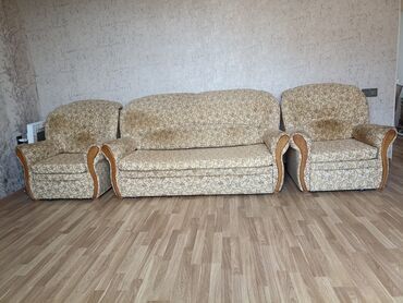 Divan və kreslo dəstləri: Klassik divan, Divan — 5