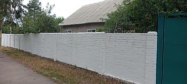 Продажа коттеджей и домов: Продаётся жилой дом в городе Орловка с приусадебным участком. - Дом — 5