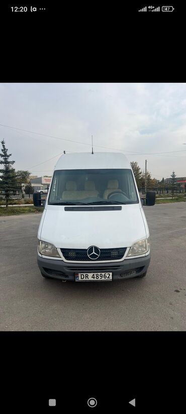 машины токмока: Жеңил жүк ташуучу унаа, Mercedes-Benz