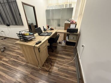 dest mebel: Hamisi birlikde satilir ofis mebelleri .real aliciya endirim olunacaq