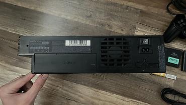 fre aparatı: PlayStation 2 (FAT model, SCPH-39004) komplekt Paketə daxildir: - PS2 — 3
