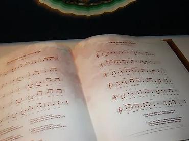 tema: Pesma, godine, život. merima nikola rackov2004knjiga o merimitvrd — 3