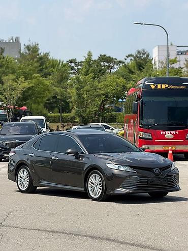 camry 2020: Toyota Camry: 2020 г., 2.5 л, Вариатор, Гибрид, Седан — 3