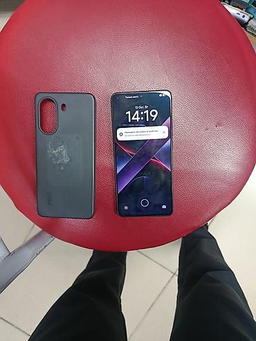 oppo reno 13: Смартфон POCO (модель 2412DPC4G) с комплектным силиконовым чехлом — 4