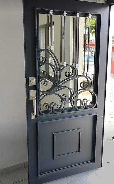 Giriş qapıları: Yeni Giriş qapısı Şəbəkə ilə, Pulsuz quraşdırma, Ünvandan götürmə, Pulsuz çatdırılma, Ödənişli çatdırılma — 12