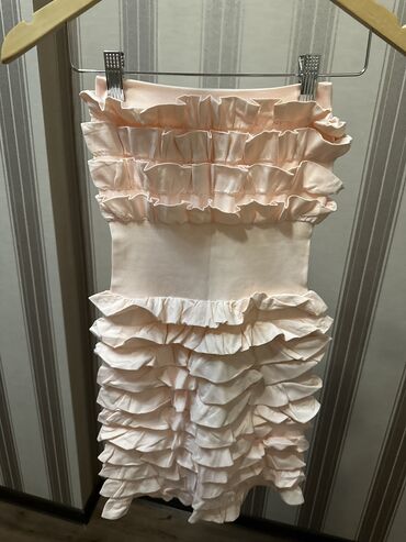 белый платье красивая: Повседневное платье, S (EU 36)