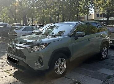 Toyota RAV4: 2020 г., 2.5 л, Автомат, Бензин, Кроссовер