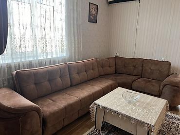 uzun: Künc divan – yumşaq süet/velur tipli parça, qəhvəyi rəng. - L‑şəkilli — 1