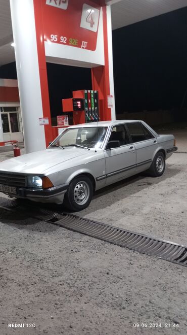 титан форд: Ford Granada: 1983 г., 2 л, Механика, Бензин, Седан