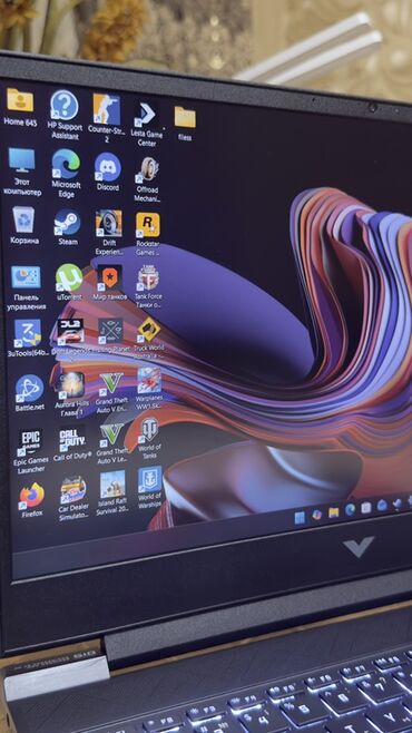 HP: Victus by HP Gaming Laptop 15-fb1xxx Hp Victus 15 CPU: AMD Ryzen 5 — 5