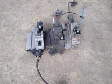 Car Parts & Accessories: Lancia Musa brave u vratima. Lancia Musa brave u vratimaOriginalni — 1