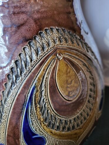 Čajnici: Nov velik bokal,rucni nemacki grncarski rad iz 70ih. Nov bokal,sve na na lalafo.rs — 9 Čajnici: Nov velik bokal,rucni nemacki grncarski rad iz 70ih. Nov bokal,sve na — 9