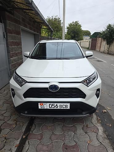 Toyota RAV4: 2020 г., 2.5 л, Вариатор, Гибрид, Кроссовер