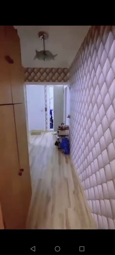 Köhnə tikili: Bakı, 3-cü mikrorayon, 2 otaqlı, Köhnə tikili, m. Memar Əcəmi, 70 kv. m — 1