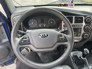 Kia: Kia BONGO: 2018 г., 2.5 л, Механика, Дизель, Пикап — 2