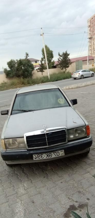 Mercedes-Benz: Mercedes-Benz 190 (W201) sedan - Kuzov: 4 qapılı sedan, gümüşü rəng - — 3