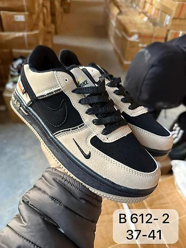 Кроссовки и спортивная обувь: СПЕШИТЕ ! СПЕШИТЕ ! СПЕШИТЕ ! Предприниматели и торговцы обувью at lalafo.kg — 51 Кроссовки и спортивная обувь: СПЕШИТЕ ! СПЕШИТЕ ! СПЕШИТЕ ! Предприниматели и торговцы обувью — 51